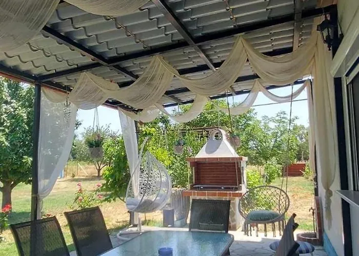 Tatil Evi Aristoteles Olympiada